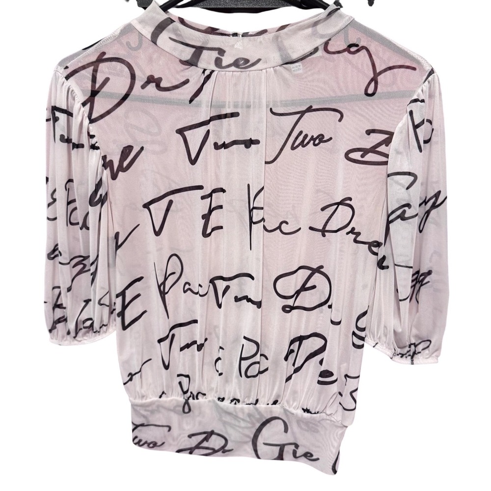 Love‎ J Womens White Mesh Hip Hop Script Print Mock Neck Blouse Snoop Pac Medium
